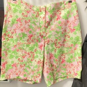 Liz Golf Size 14 Floral Printed Women’s Shorts in Pink & Green